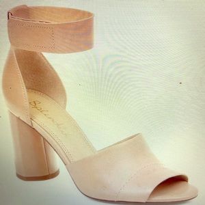 Splendid Leather Sandalls